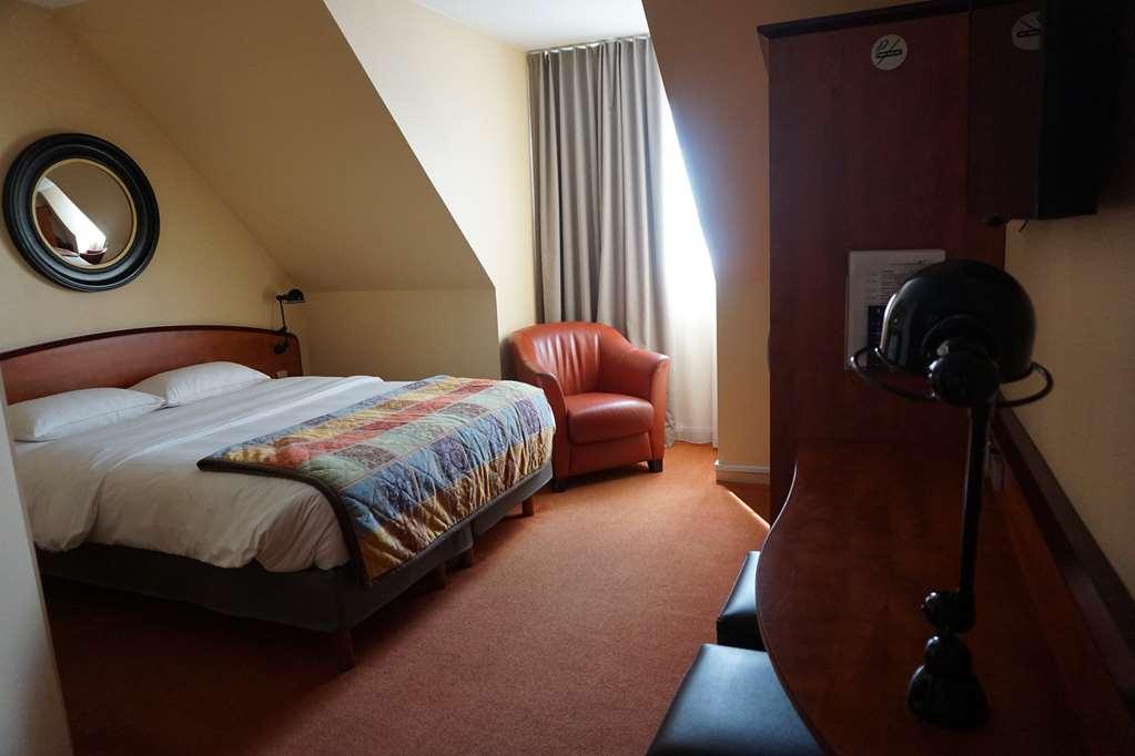 Western Royal 3*